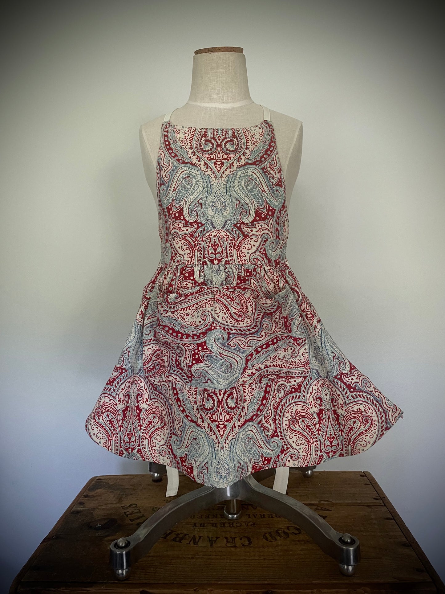 Sophia - Paisley Med Red
