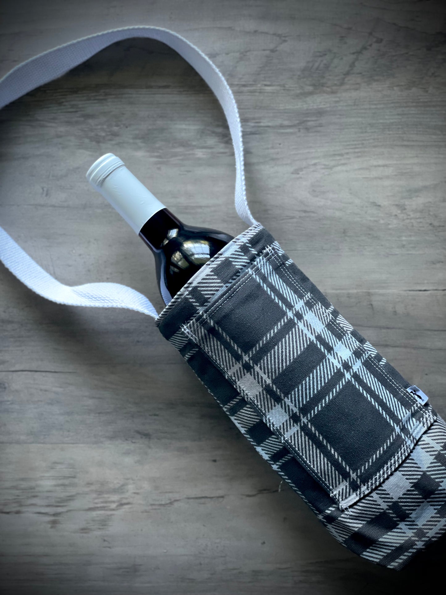 Single Wine Tote - Plaid Gray Sky White