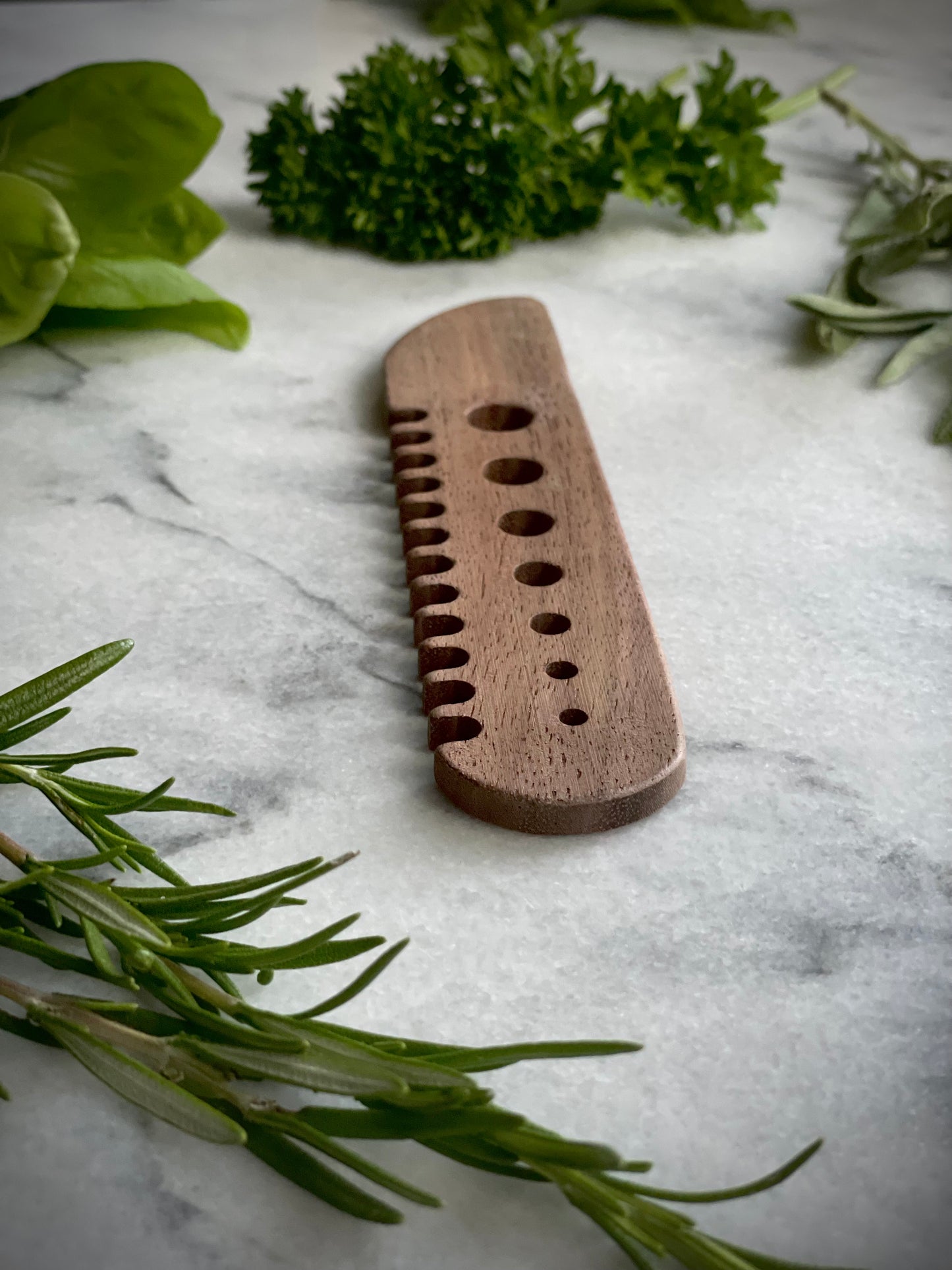 Herb Stripper - Walnut