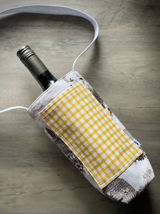Single Wine Tote - Gingham on Hives Mustard