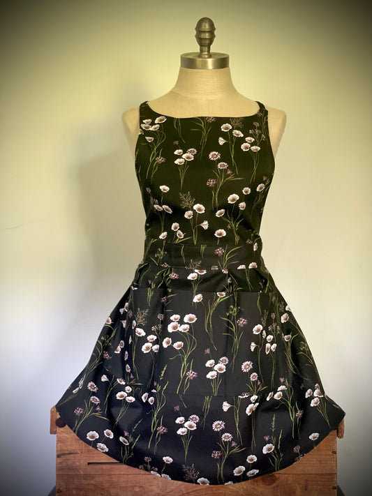 Cecilia - Dainty Florals Onyx